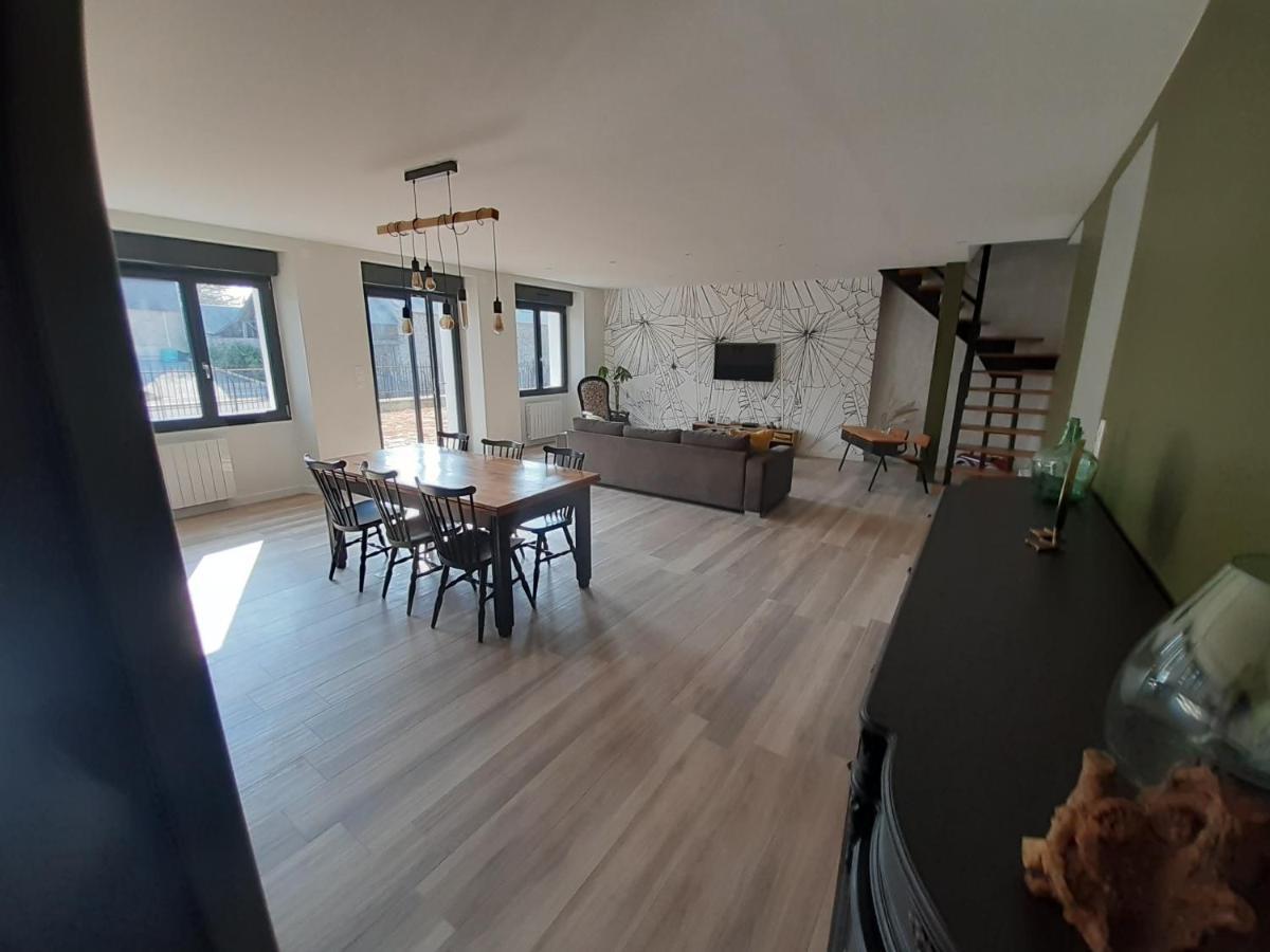 Maison Chaleureuse, Spacieuse Et Familiale