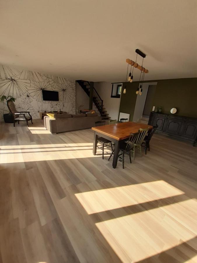 Maison Chaleureuse, Spacieuse Et Familiale * Beauvoir (Manche)