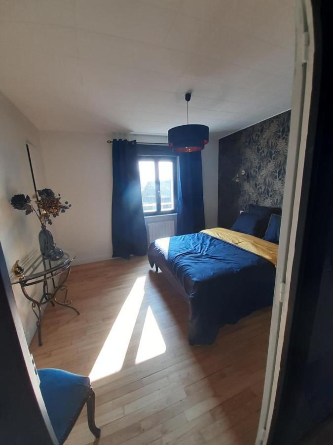 Maison Chaleureuse, Spacieuse Et Familiale Hébergement de vacances Beauvoir (Manche)